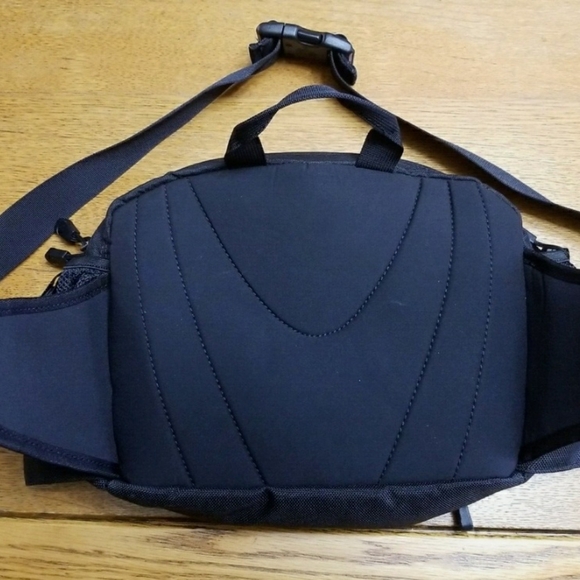 The North Face Waist Hip Fannie pack belted water bottle 12 x 10 - Picture 6 of 10